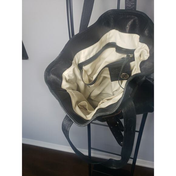 Revel Womens Purse Black Leather - Picture 7 of 7